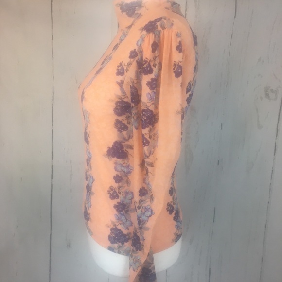 Free People top - Picture 5 of 8